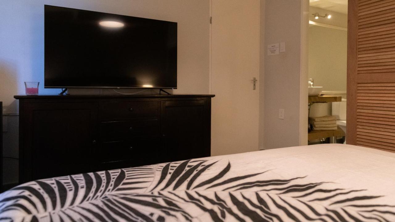 Casa Arte- Exclusive Apartment With Internet And Pool Santa Catharina Luaran gambar